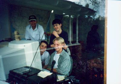 computer.jpg (17570 bytes)
